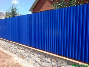 Забор из Профнастила с Полимерным покрытием "Под Ключ" 1.5 м. Синий