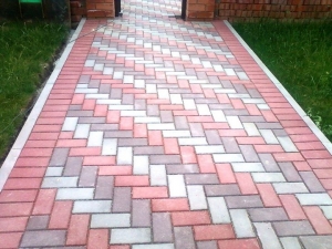 Укладка тротуарной плитки